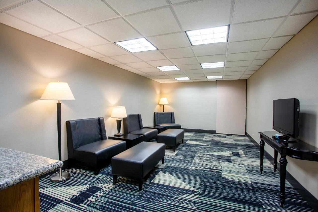 Holiday Inn Morgantown - Reading Area By Ihg New Morgan Dış mekan fotoğraf